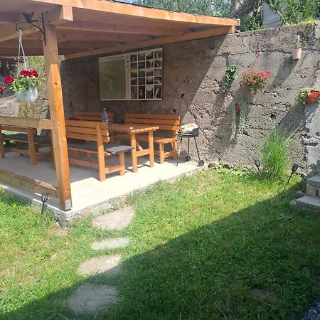 Casa Noua Villa Sasca Montană Exteriör bild